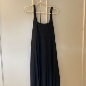 Beyond Yoga Charcoal Gray Top